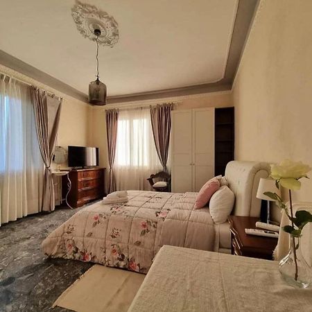 B&B Le Rose Di Paola Santa Maria a Monte Exteriör bild
