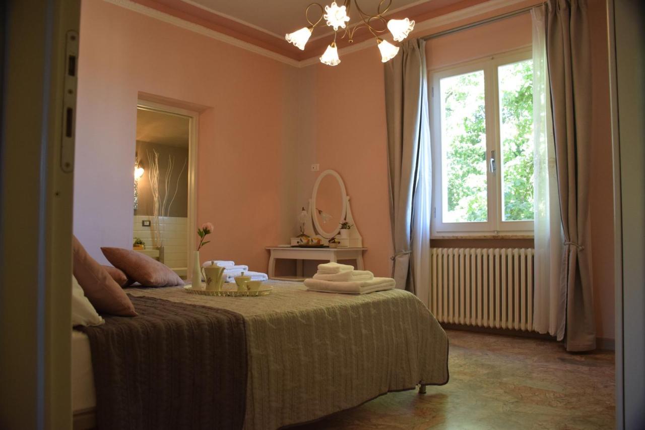 B&B Le Rose Di Paola Santa Maria a Monte Exteriör bild