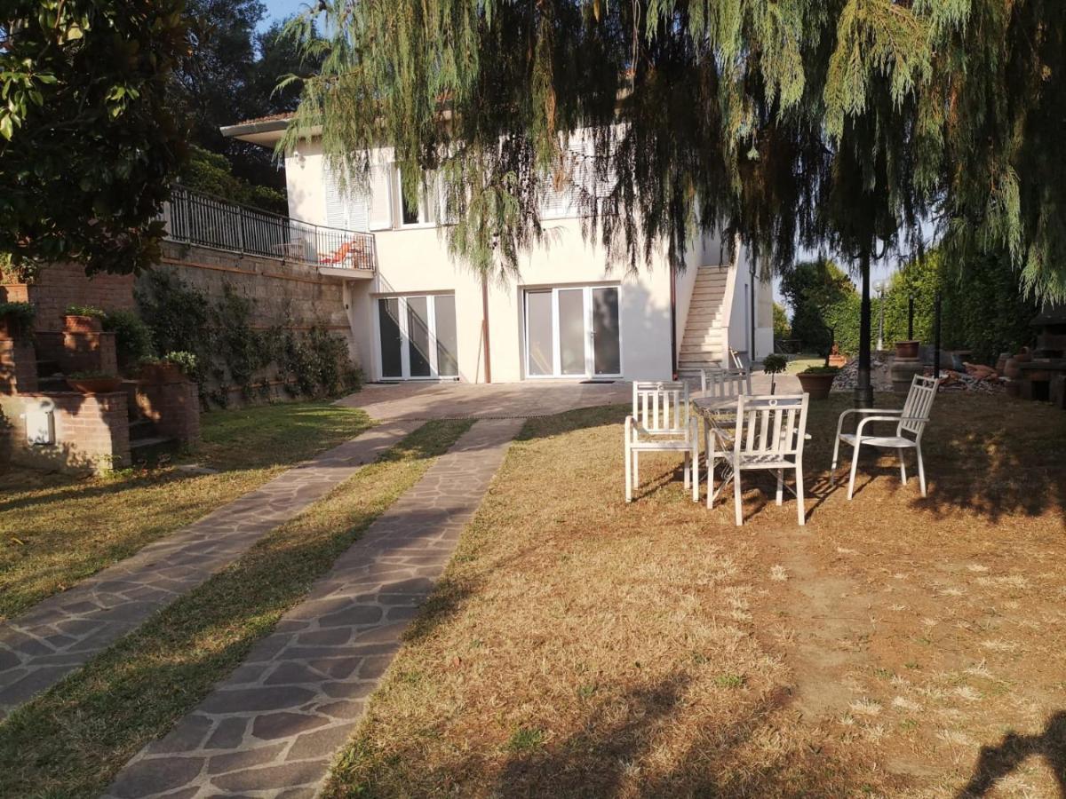 B&B Le Rose Di Paola Santa Maria a Monte Exteriör bild